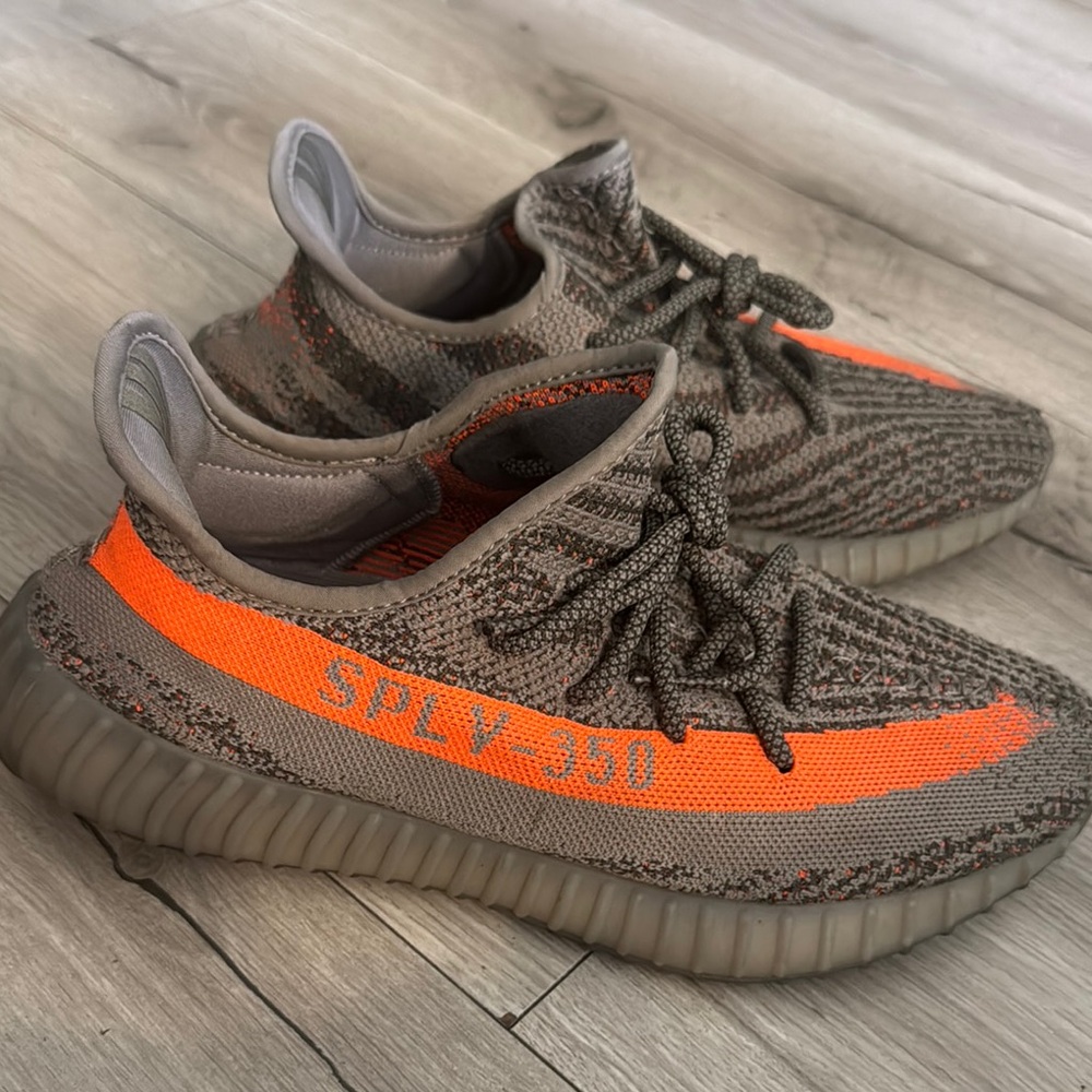 Yeezy Gray and Orange Sneakers with Primeknit Upper - Picture 5 of 5